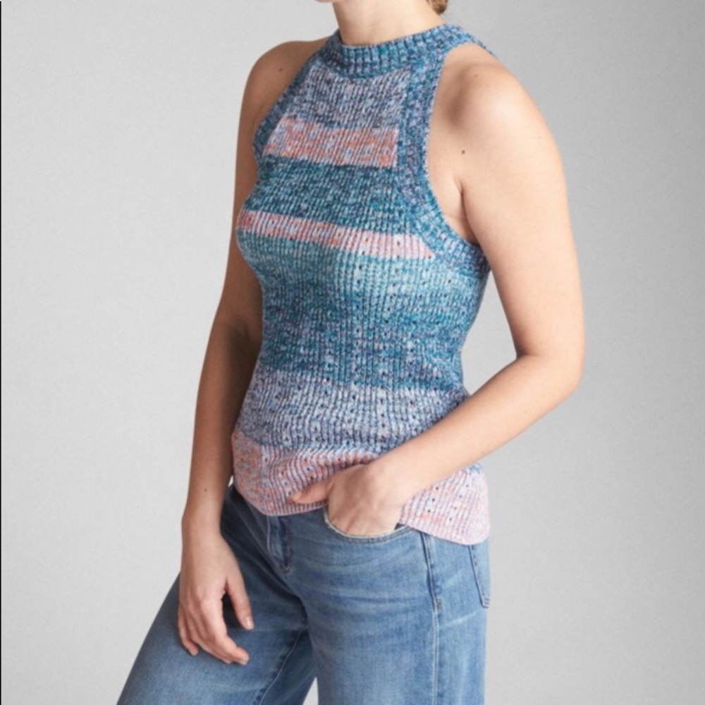 🎁 NWT GAP Tank Top Sweater Sz S